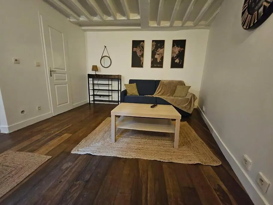 Cosy Centre